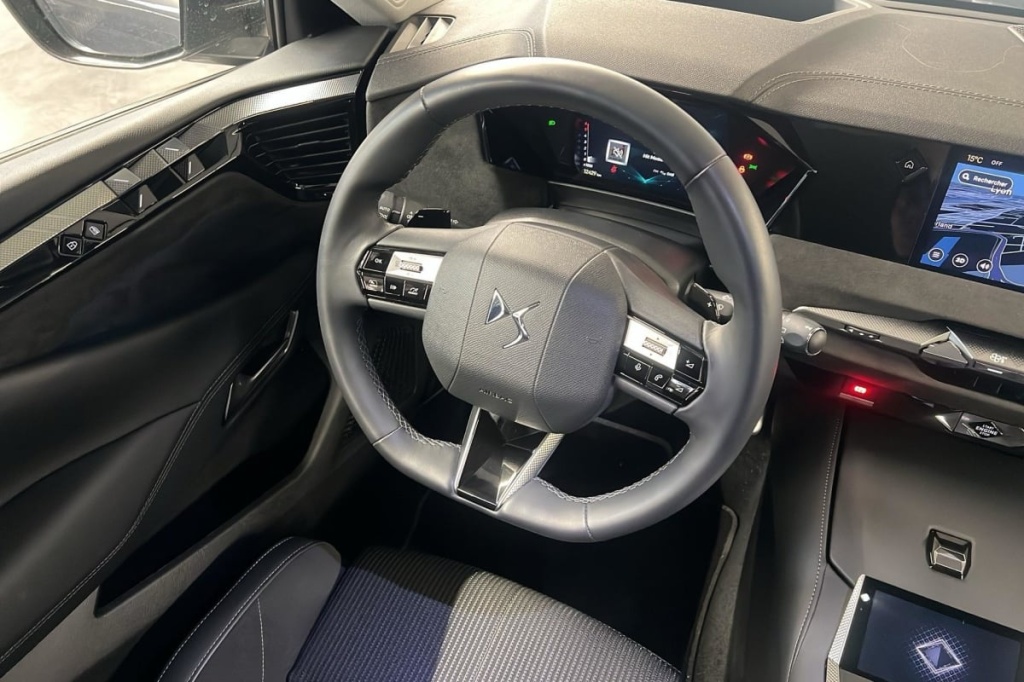 DS DS4 BlueHDi 130 EAT8 Etoile - Alcantara - ref: 1-378956 - Photo 13