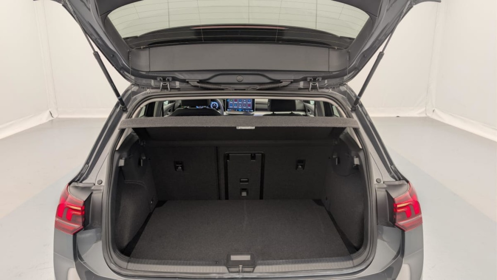 VOLKSWAGEN Golf 1.5 eTSI EVO2 116 DSG7 Life Plus - ref: 1-379034 - Photo 11