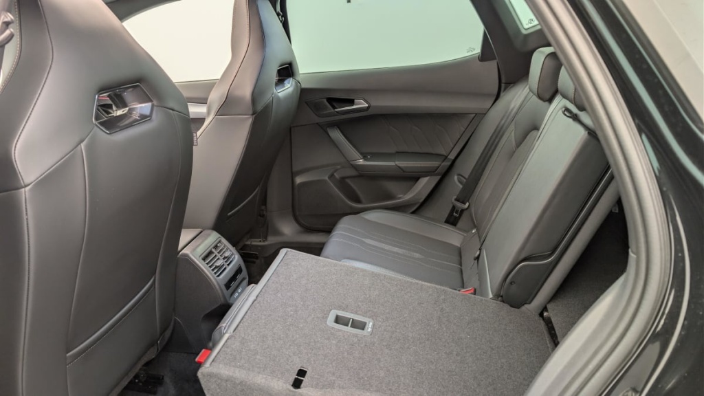 CUPRA Formentor 1.4 E-HYBRID 245 CH DSG6 VZ - ref: 1-379093 - Photo 12