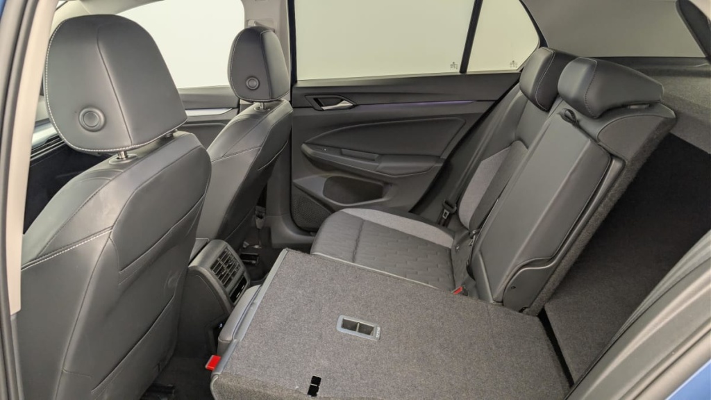 VOLKSWAGEN Golf 2.0 TDI 150 DSG7 LIFE PLUS - ref: 1-379096 - Photo 12