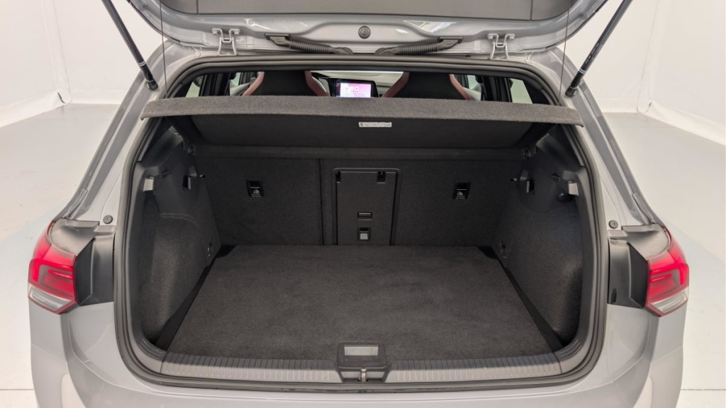 VOLKSWAGEN Golf 2.0 TSI 245 DSG7 GTI - ref: 1-379109 - Photo 11