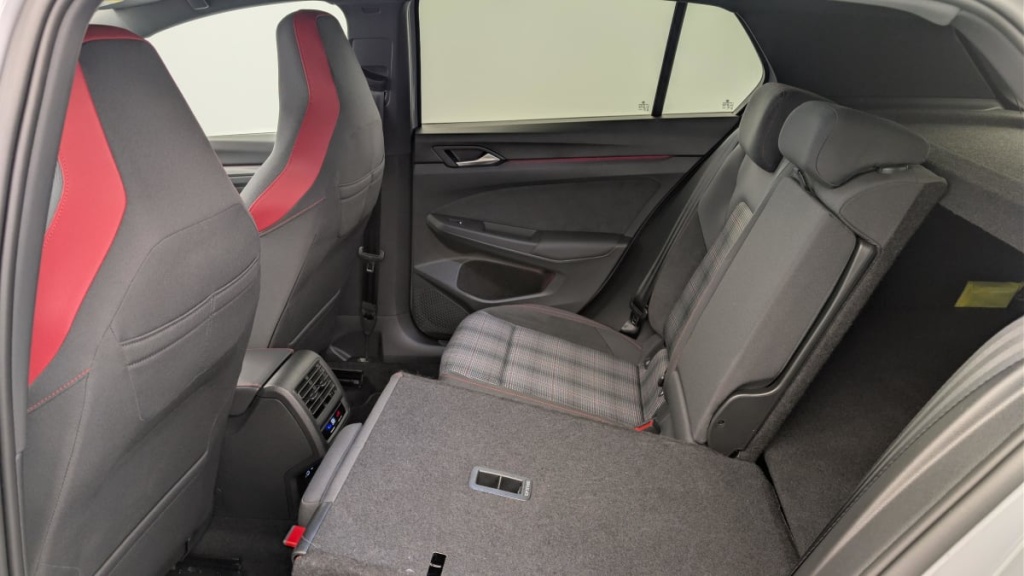 VOLKSWAGEN Golf 2.0 TSI 245 DSG7 GTI - ref: 1-379109 - Photo 12