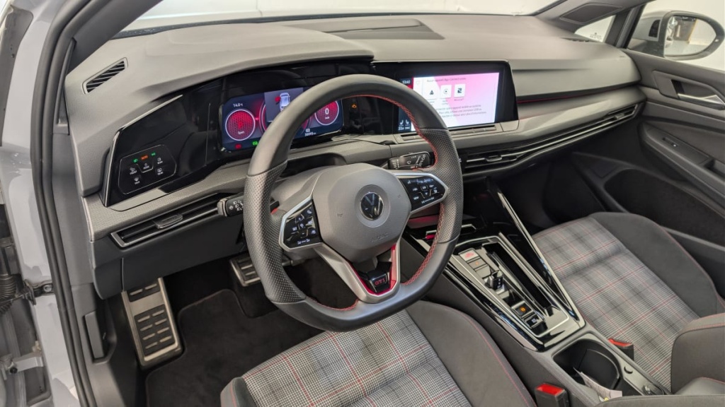 VOLKSWAGEN Golf 2.0 TSI 245 DSG7 GTI - ref: 1-379109 - Photo 15