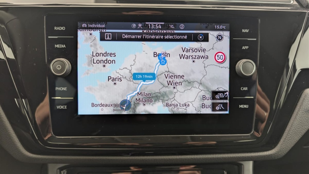 VOLKSWAGEN Touran 1.5 TSI EVO 150 DSG7 7pl Style - ref: 1-379223 - Photo 18