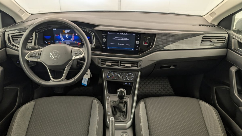 VOLKSWAGEN Polo 1.0 80 S S BVM5 - ref: 1-379363 - Photo 13