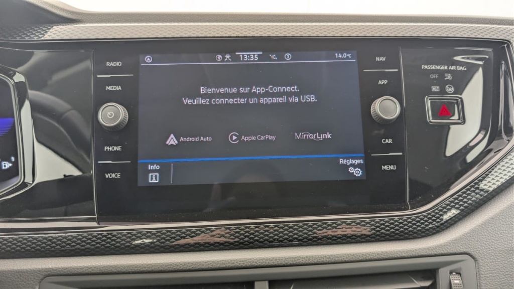 VOLKSWAGEN Polo 1.0 80 S S BVM5 - ref: 1-379363 - Photo 18