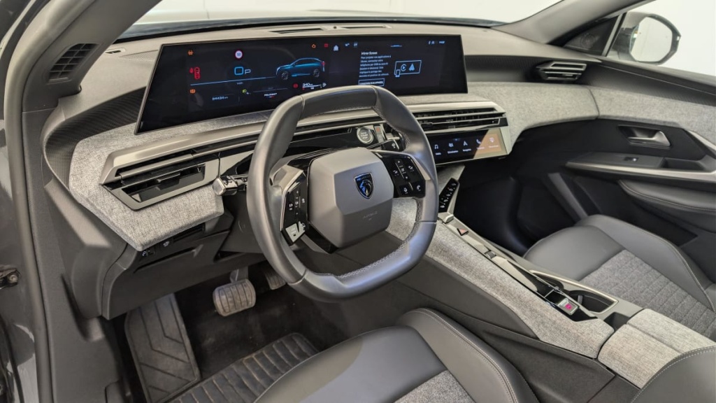 PEUGEOT 3008 Hybrid 145 e-DCS6 Allure - ref: 1-379456 - Photo 15