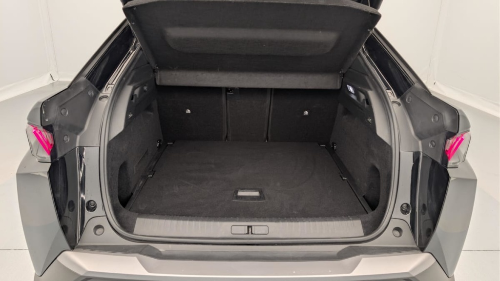 PEUGEOT 3008 Hybrid 145 e-DCS6 GT - ref: 1-379648 - Photo 11