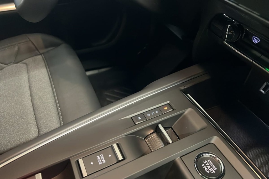 CITROEN C5 Aircross Hybride 145 e-DCS6 Max - ref: 1-379667 - Photo 16