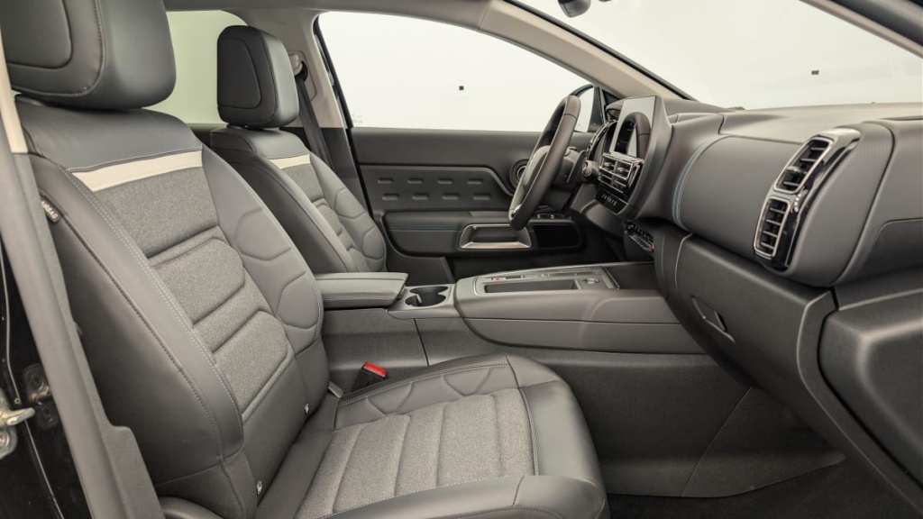 CITROEN C5 Aircross Hybride 145 e-DCS6 Max - ref: 1-379669 - Photo 9