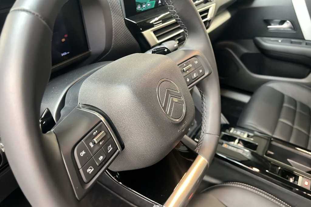 CITROEN C4 Hybride 145 e-DCS6 Max - ref: 1-379719 - Photo 15