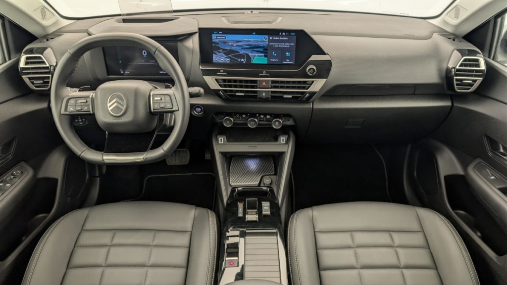 CITROEN C4 Hybride 145 e-DCS6 Max - ref: 1-379720 - Photo 13