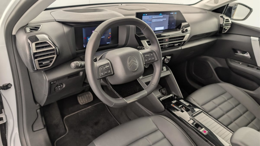 CITROEN C4 Hybride 145 e-DCS6 Max - ref: 1-379720 - Photo 15