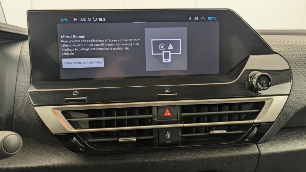 CITROEN C4 Hybride 145 e-DCS6 Max - ref: 1-379728 - Photo 18