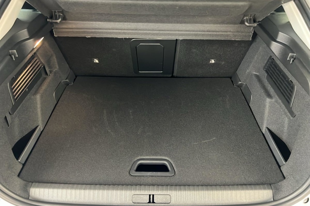 CITROEN C4 Hybride 145 e-DCS6 Max - ref: 1-379730 - Photo 11