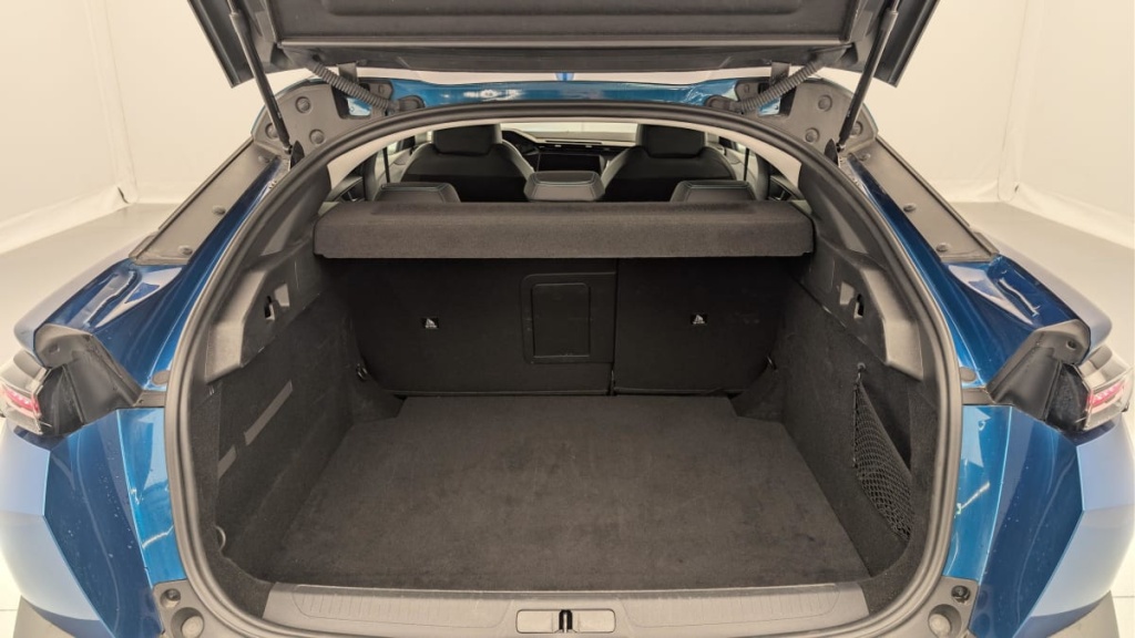 PEUGEOT 408 Hybrid 145 e-DCS6 Allure - ref: 1-379732 - Photo 11