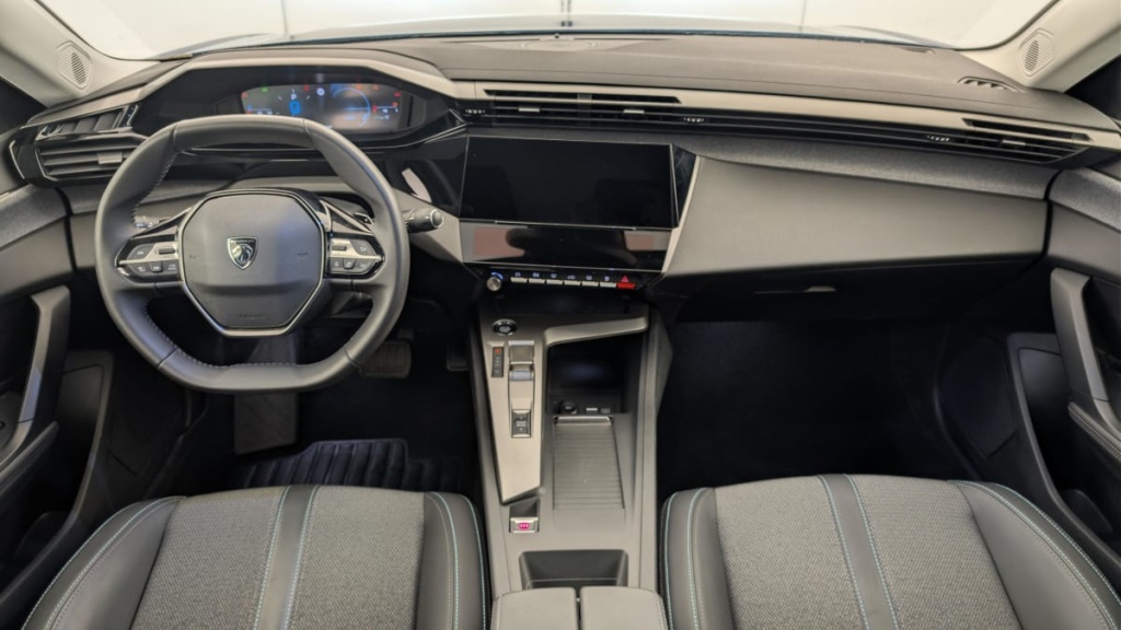 PEUGEOT 408 Hybrid 145 e-DCS6 Allure - ref: 1-379732 - Photo 13