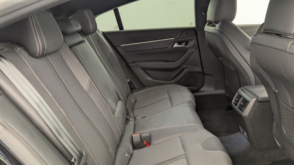PEUGEOT 508 Hybrid 180 e-EAT8 Allure - ref: 1-379794 - Photo 10