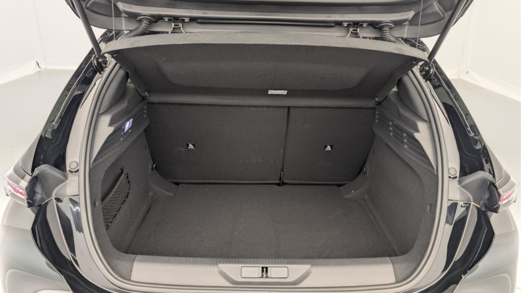 PEUGEOT 308 Hybrid 145 e-DCS6 Allure - ref: 1-379929 - Photo 11