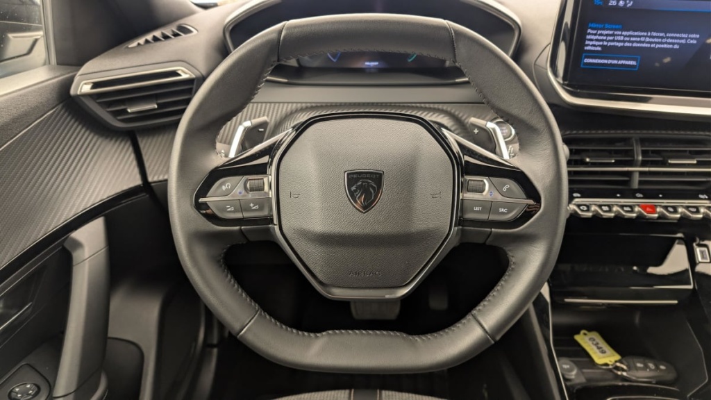 PEUGEOT 2008 Hybrid 145 e-DCS6 Allure - ref: 1-379947 - Photo 14