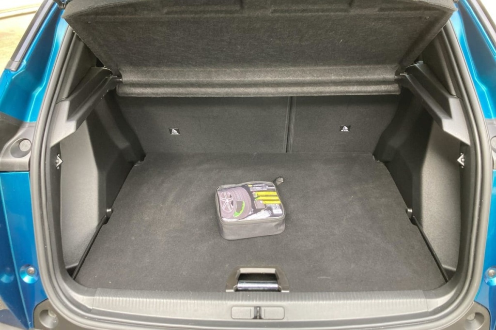 PEUGEOT 2008 Hybrid 145 e-DCS6 Allure - ref: 1-379970 - Photo 11