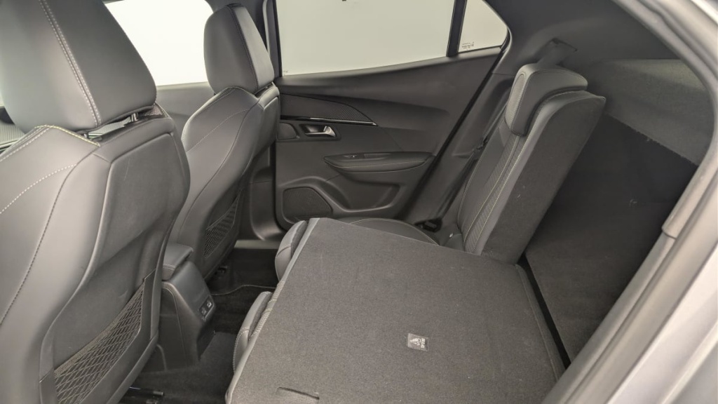 PEUGEOT 2008 PureTech 130 S S EAT8 GT - ref: 1-379979 - Photo 12