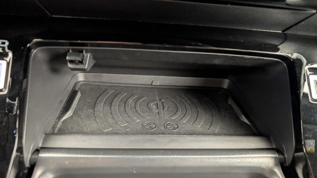 PEUGEOT 2008 PureTech 130 S S EAT8 GT - ref: 1-379979 - Photo 20