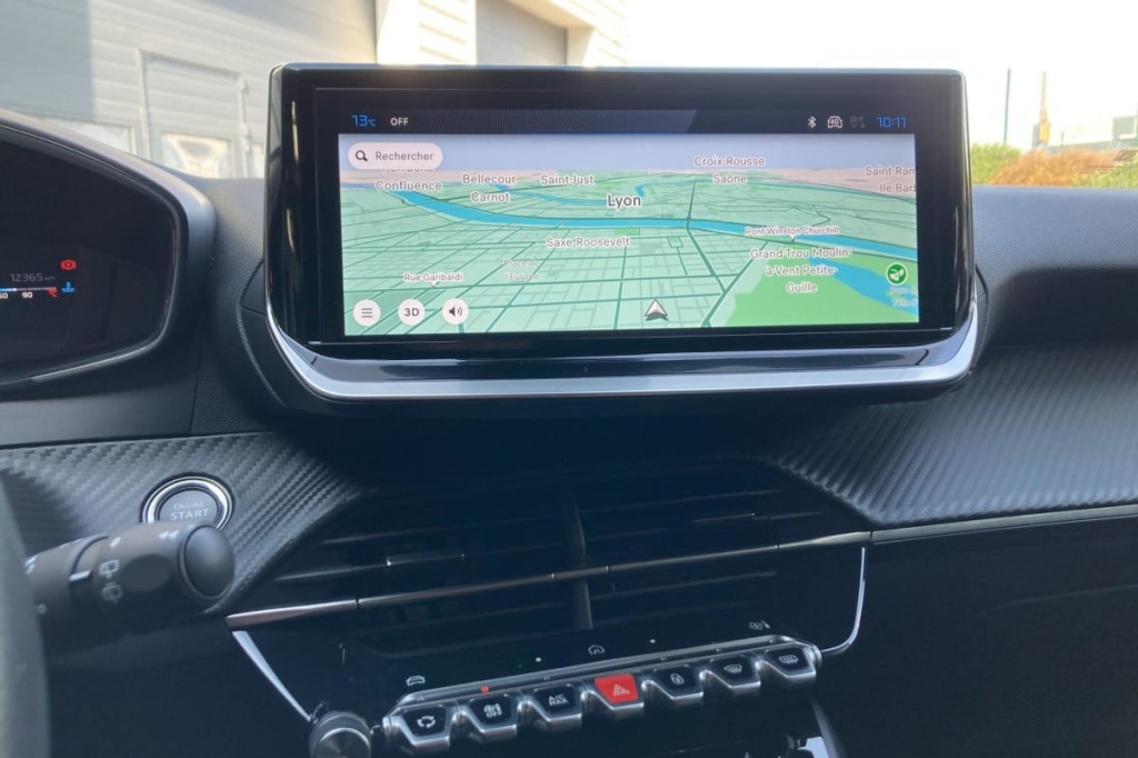 PEUGEOT 2008 100 S S BVM6 Allure - ref: 1-379988 - Photo 19