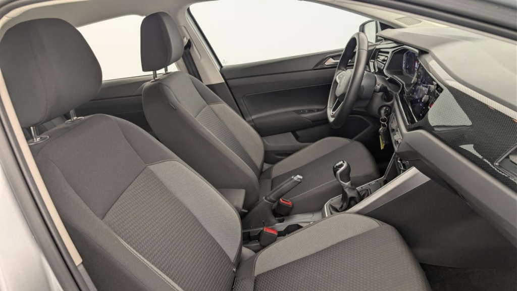 VOLKSWAGEN Polo 1.0 TSI 95 S S BVM5 Life - ref: 1-380118 - Photo 9