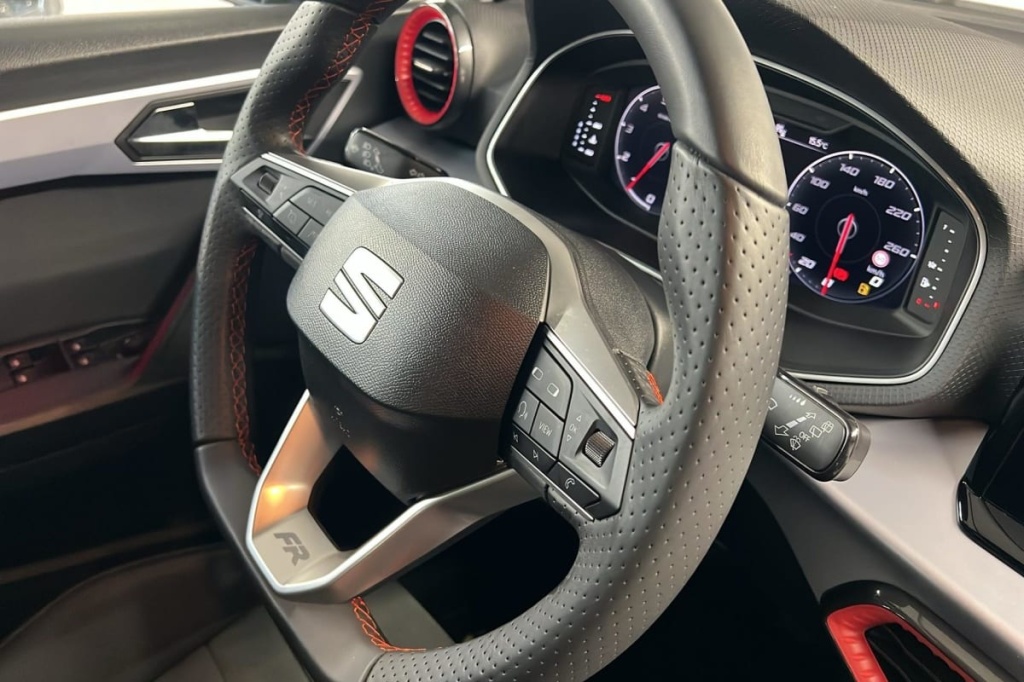 SEAT Arona 1.0 TSI 115 CH START STOP BVM FR - ref: 1-380378 - Photo 15