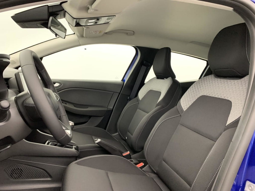 RENAULT Clio BLUE DCI 100 CH GSR2 EVOLUTION - ref: 1-380682 - Photo 17