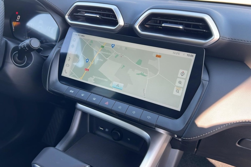 MG ZS 1.5 L Hybrid+ 197 ch Luxury - ref: 1-380744 - Photo 17