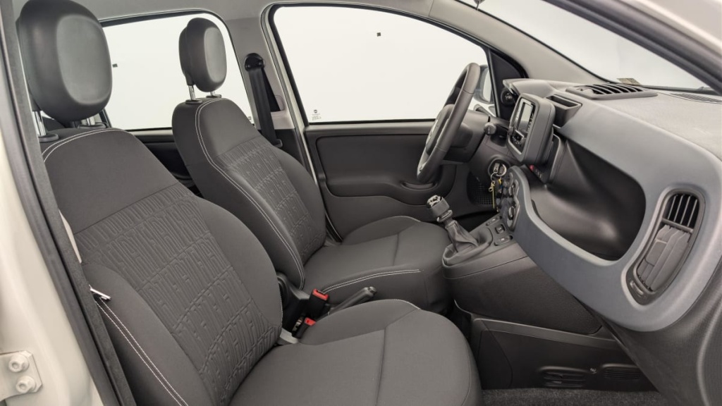 FIAT Panda 1.0 70 CH HYBRID BSG S S - ref: 1-380895 - Photo 9