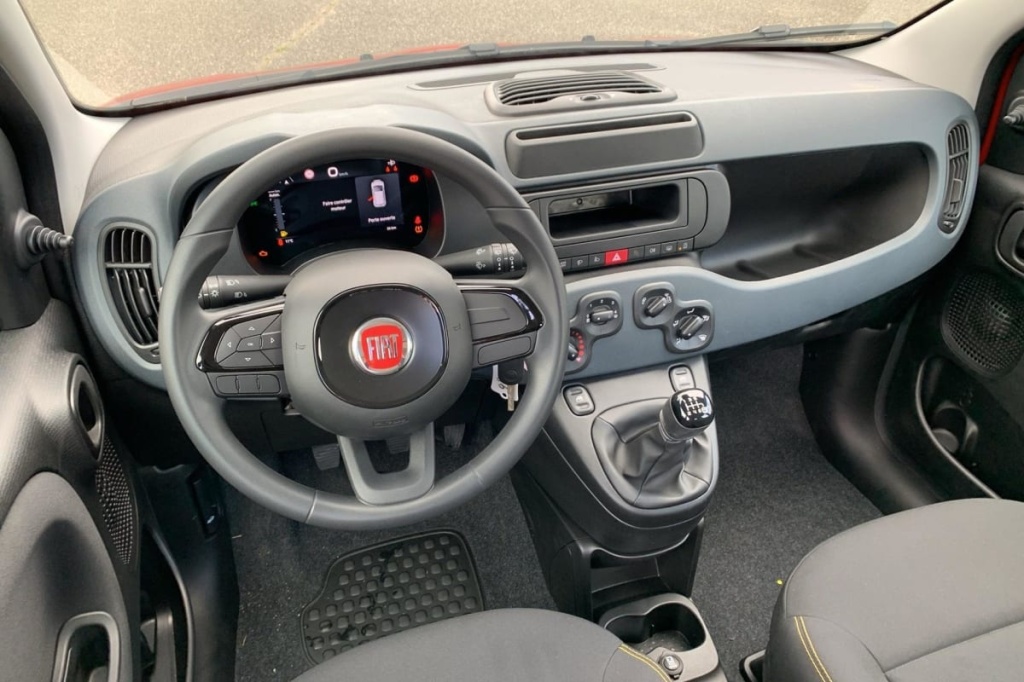 FIAT Panda 1.0 70 ch Hybrid BSG S S City - ref: 1-381073 - Photo 14