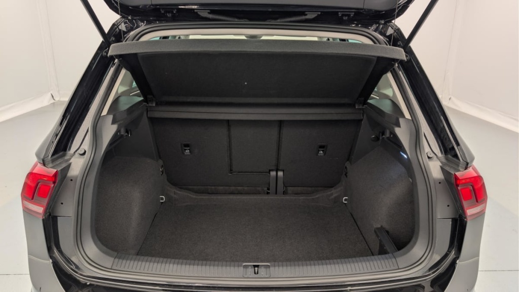 VOLKSWAGEN Tiguan 1.5 TSI 130ch BVM6 Active - ref: 1-381083 - Photo 11