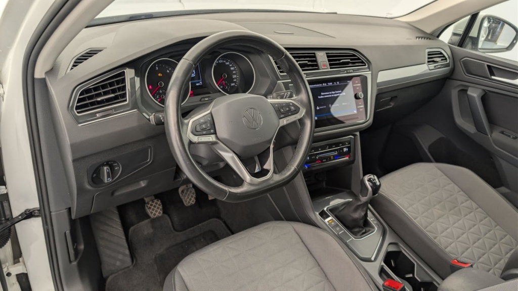VOLKSWAGEN Tiguan 2.0 TDI 122CH BVM6 LIFE - ref: 1-381187 - Photo 10