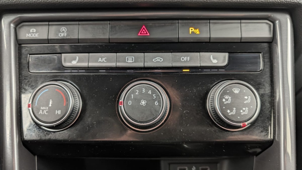 VOLKSWAGEN T-Roc 1.5 TSI 150 EVO START STOP BVM6 R-LINE - ref: 1-381189 - Photo 19