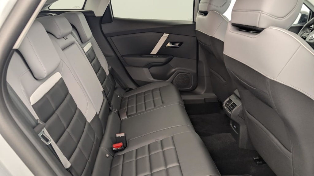 CITROEN C4 Hybride 145 e-DCS6 Max - ref: 1-381315 - Photo 10