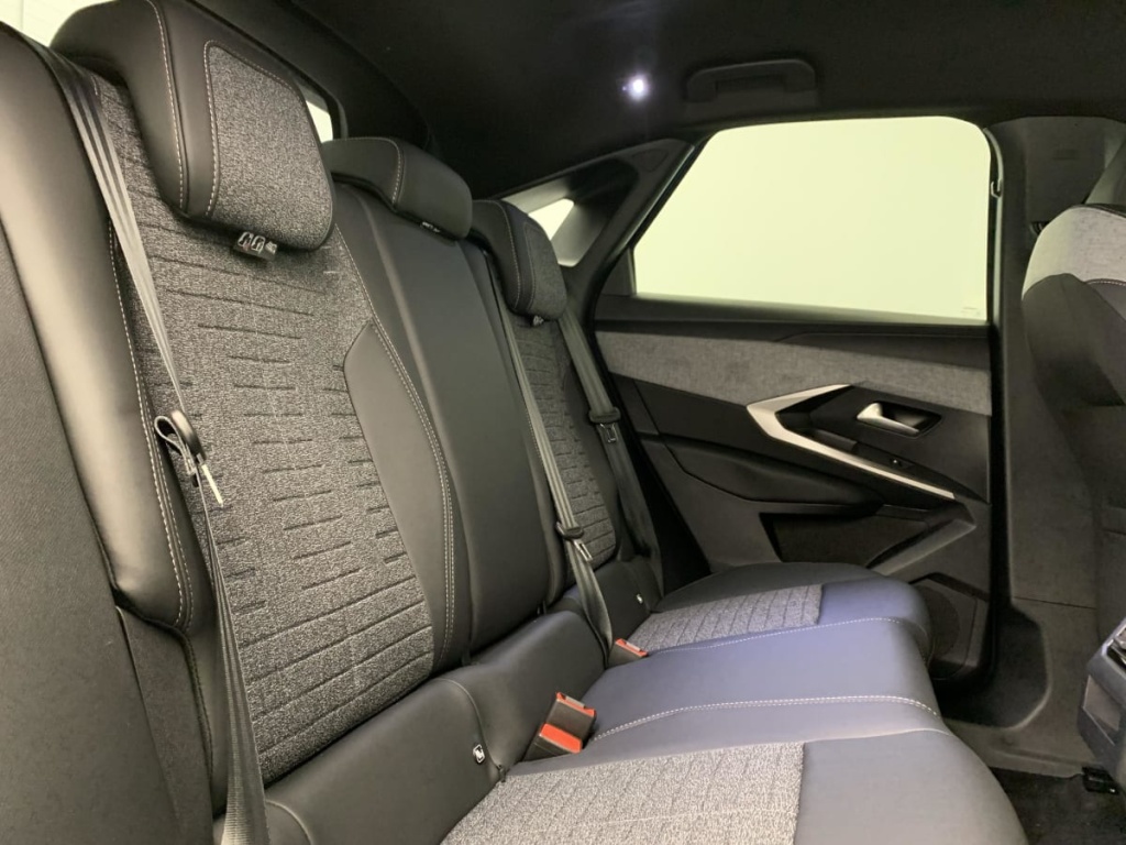 PEUGEOT 3008 Hybrid 145 e-DCS6 Allure - ref: 1-381334 - Photo 10