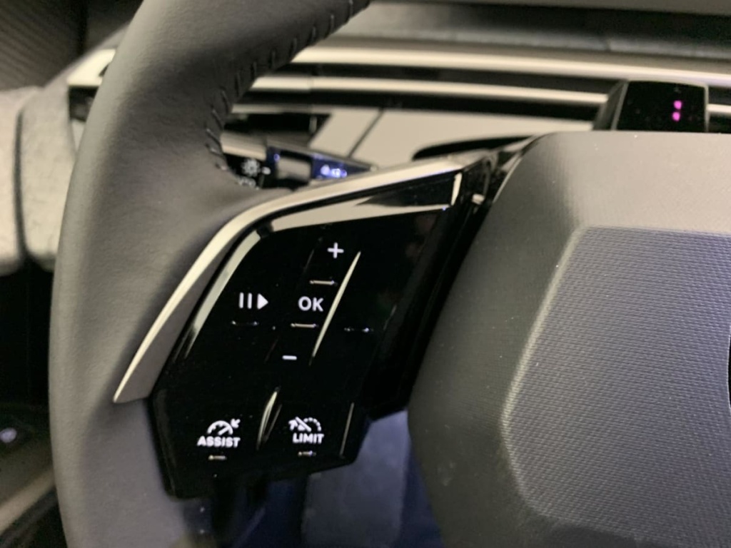 PEUGEOT 3008 Hybrid 145 e-DCS6 Allure - ref: 1-381334 - Photo 15