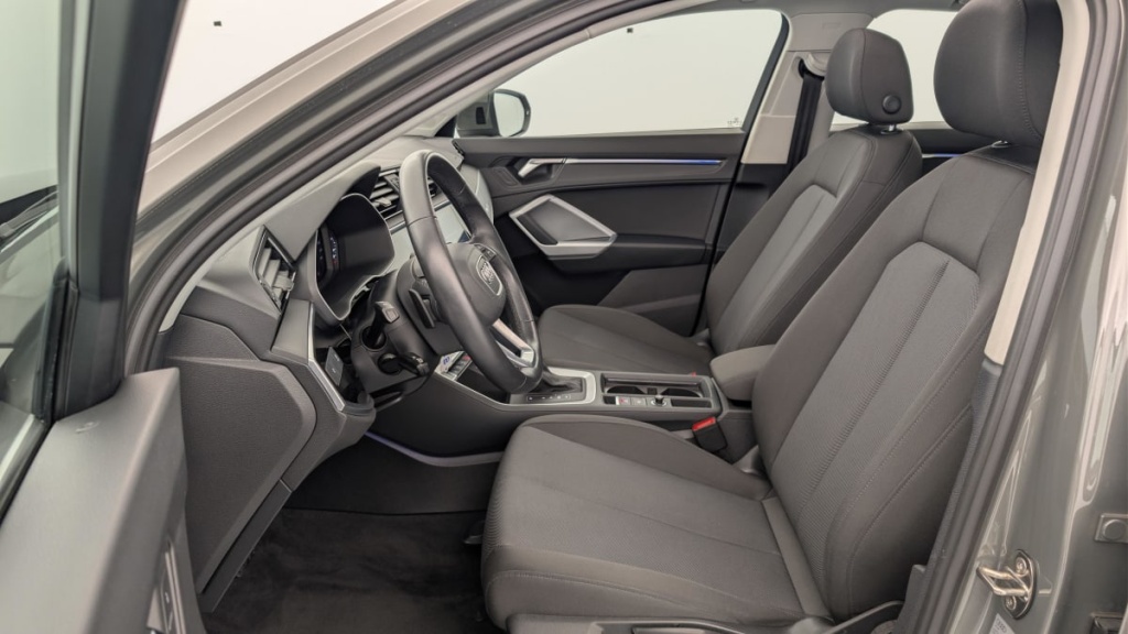 AUDI Q3 Sportback 35 TFSI 150 ch S tronic 7 Design - ref: 1-381414 - Photo 16