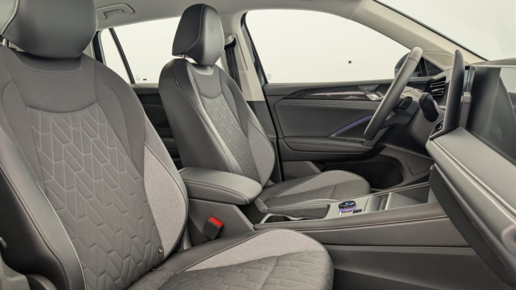 VOLKSWAGEN Tiguan 1.5 eTSI 131ch DSG7 Life Plus - ref: 1-381529 - Photo 9