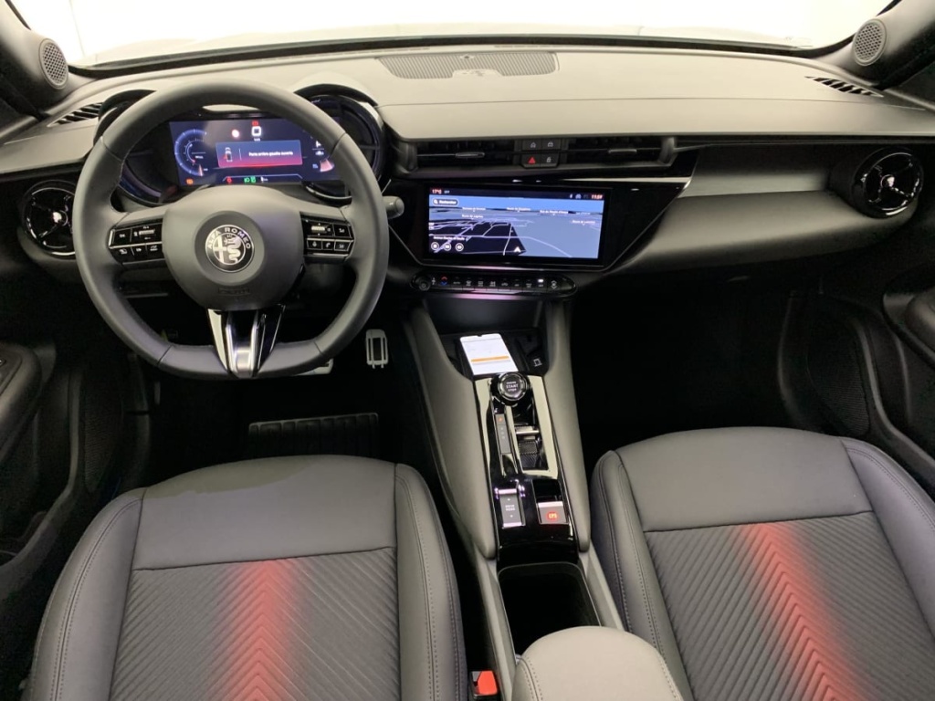 ALFA ROMEO Junior 1.2 Ibrida 145 ch e-DCT6 Ti - ref: 1-381572 - Photo 14