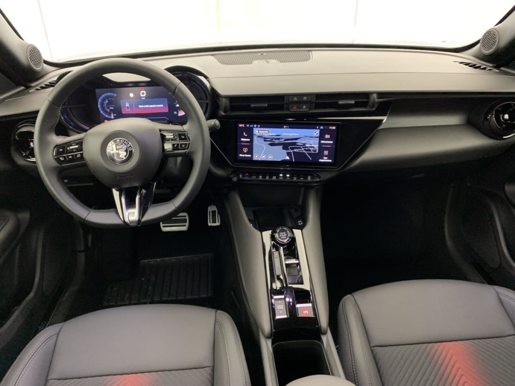 ALFA ROMEO Junior 1.2 Ibrida 145 ch e-DCT6 Ti - ref: 1-381580 - Photo 14