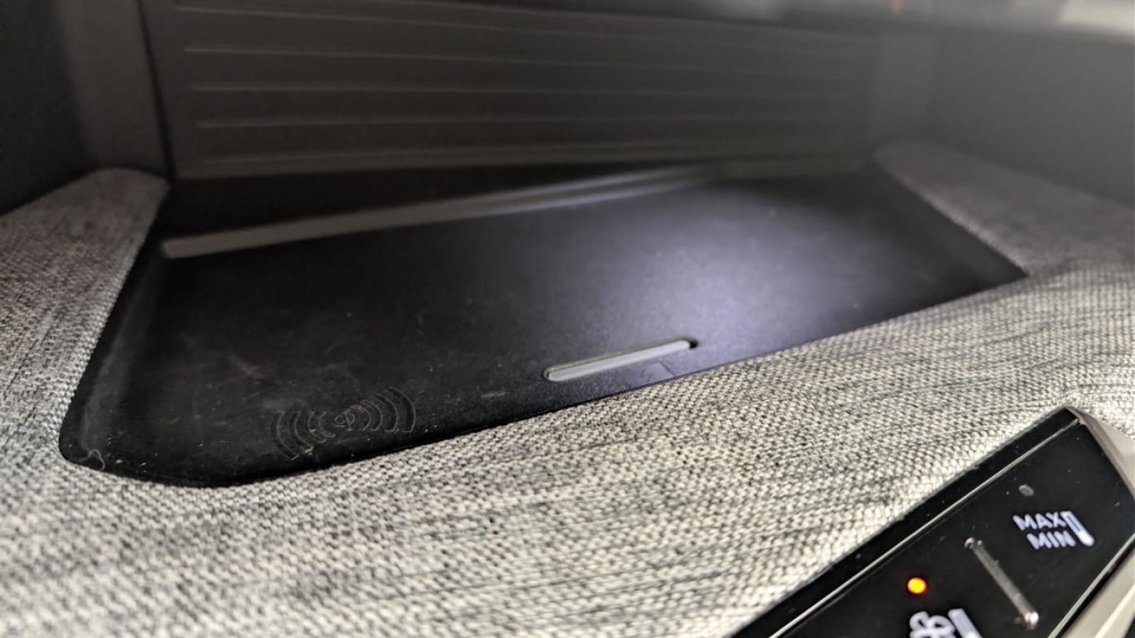 PEUGEOT 5008 HYBRID 145 CH E-DCS6 ALLURE - ref: 1-382162 - Photo 20