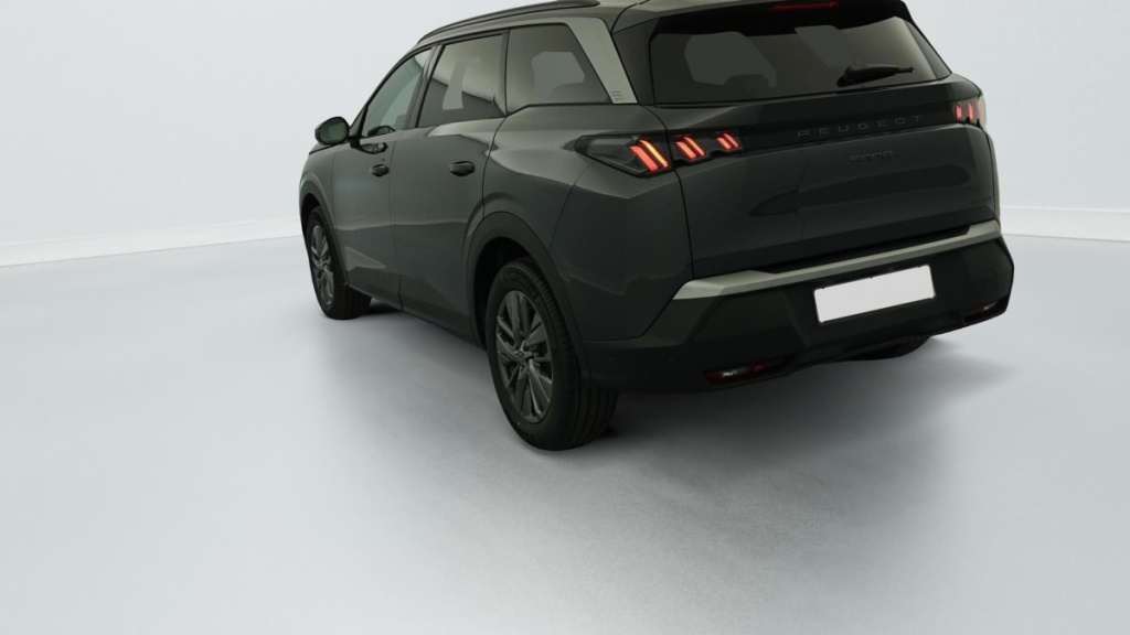 PEUGEOT 5008 HYBRID 145 CH E-DCS6 ALLURE - ref: 1-382336 - Photo 5