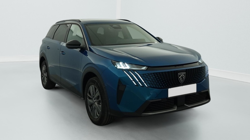 PEUGEOT 5008 HYBRID 145 CH E-DCS6 ALLURE - ref: 1-382338 - Photo 1