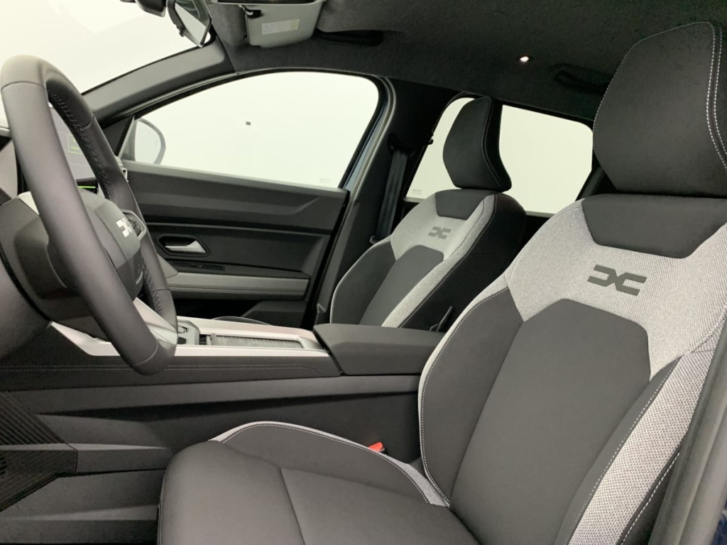 DACIA Bigster 155 JOURNEY - ref: 1-382478 - Photo 18