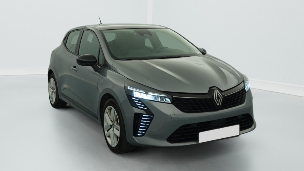 RENAULT Clio CLIO E-TECH FULL HYBRID 145 EVOLUTION - ref: 1-382479 - Photo 1