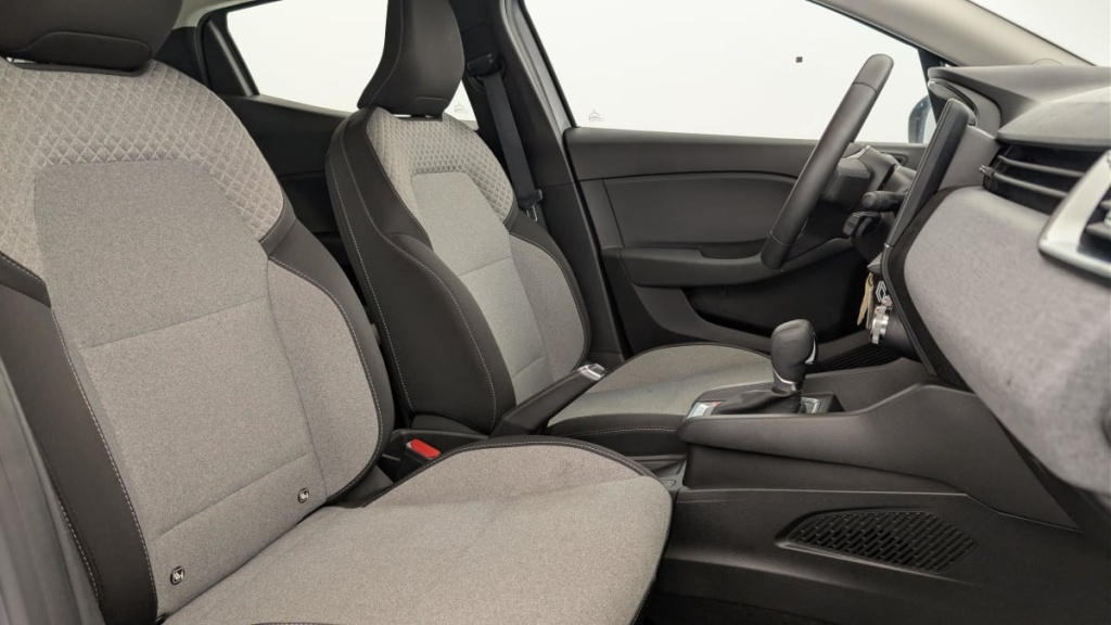 RENAULT Clio CLIO E-TECH FULL HYBRID 145 EVOLUTION - ref: 1-382479 - Photo 9